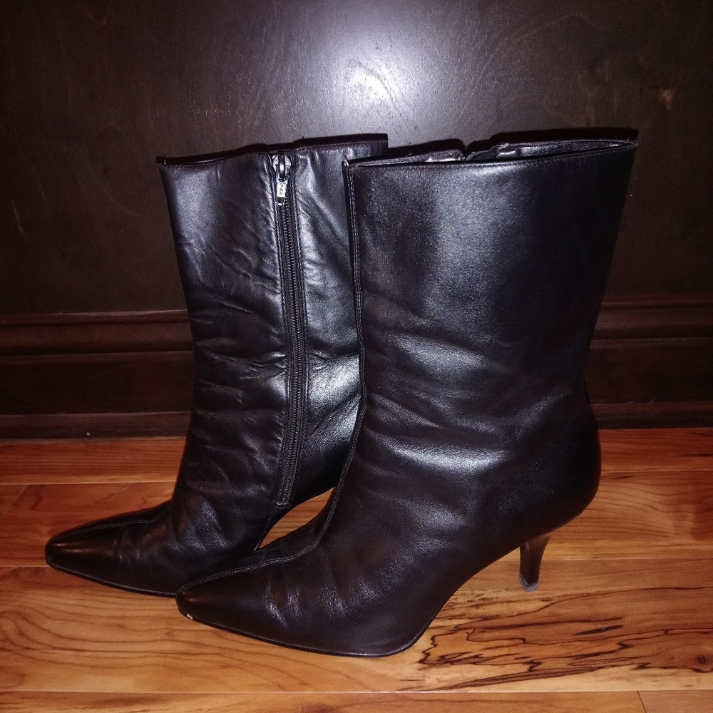 Black leather heeled boots